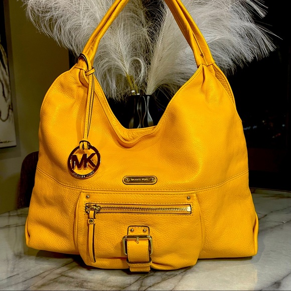 MICHAEL Michael Kors Bags Michael Kors Pebbled Leather Soft Mustard